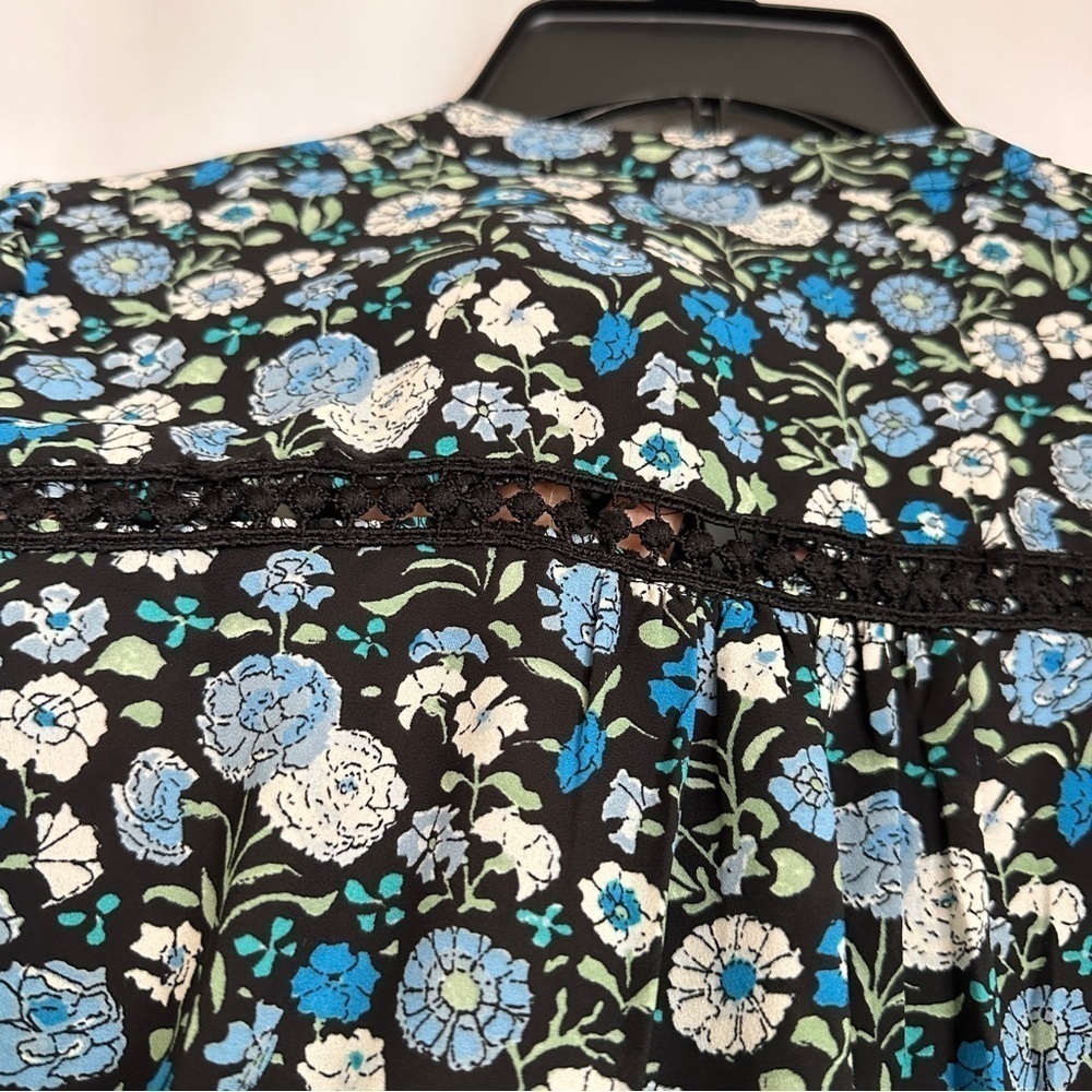 Ann Taylor Loft Women's Floral Print Blue White Black Peasant Style Blouse sz S - Picture 11 of 12